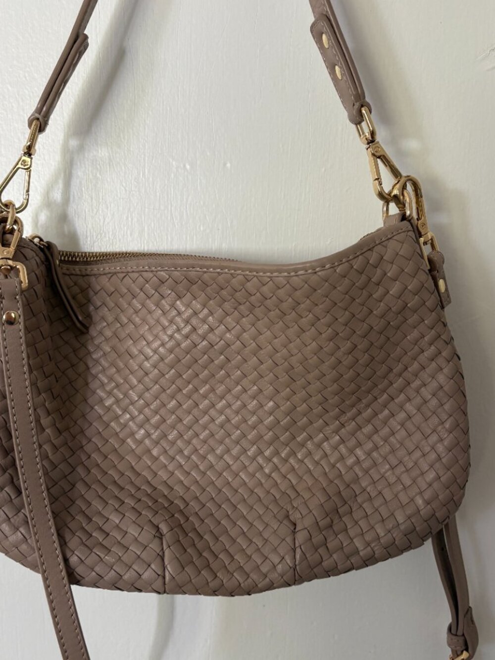 Quince Italian Handwoven Leather Mini Shoulder Bag Taupe - Picture 8 of 8